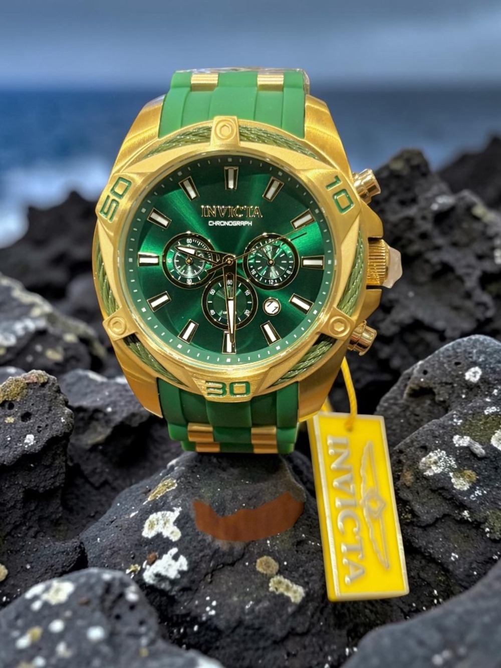 Invicta Bolt Sea Hunter Men's Green Dial Green Silicone Band Chronograph Watch